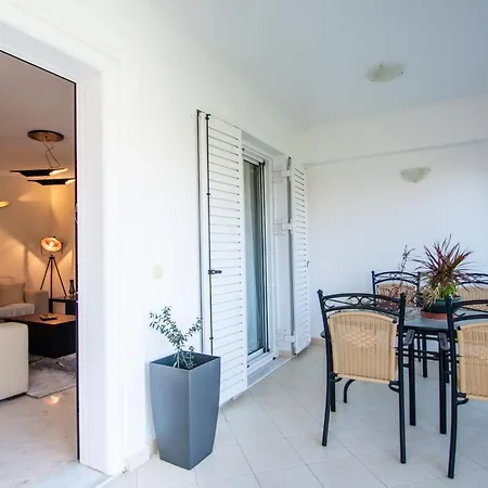 Holiday home Dimitrios House - 2 Bedrooms & Cozy Atmosphere, By Zantewize *