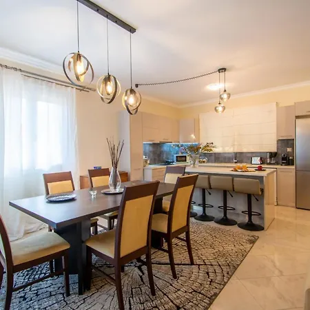 Holiday home Dimitrios House - 2 Bedrooms & Cozy Atmosphere, By Zantewize