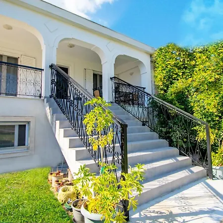 בית נופש Dimitrios House - 2 Bedrooms & Cozy Atmosphere, By Zantewize